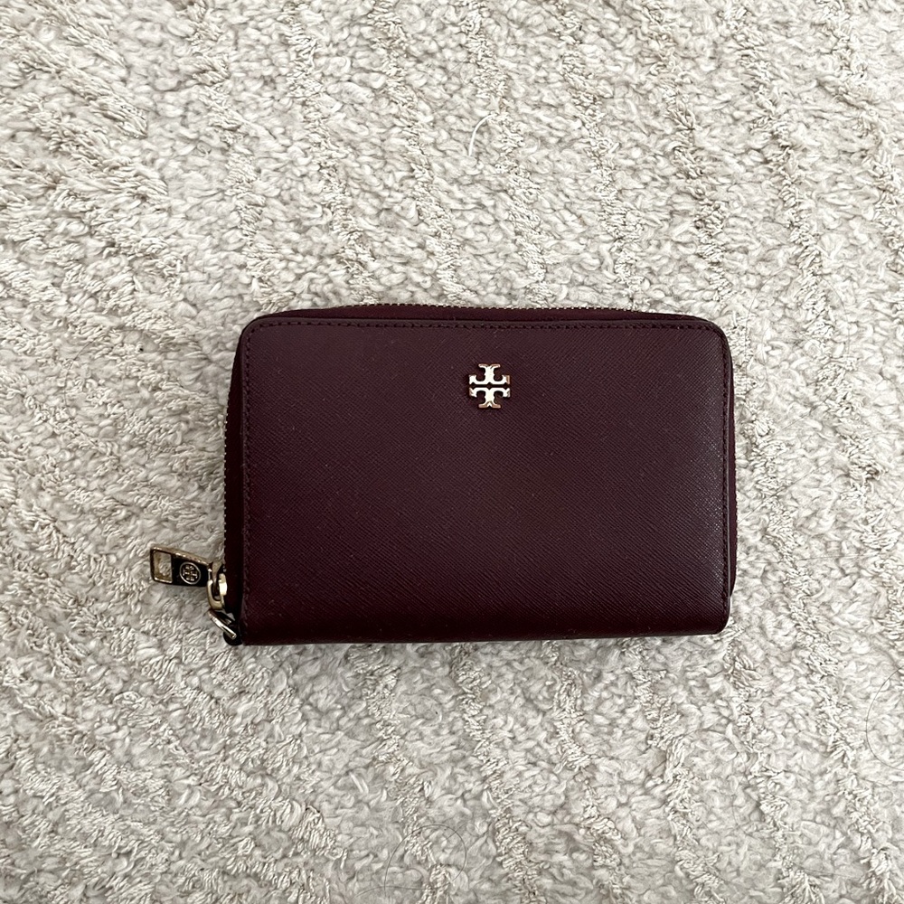 Tory Burch Medium Sized Robinson Wallet